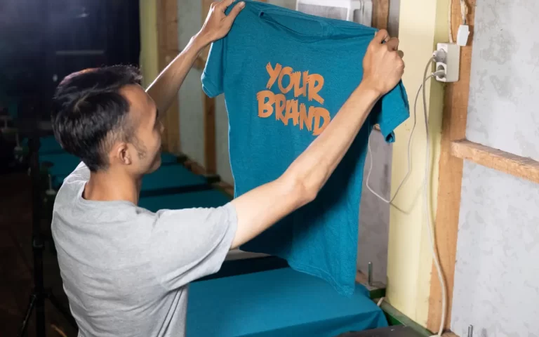 Como Escolher a Camiseta Ideal para o Uniforme da Sua Empresa sem Dor de Cabeça